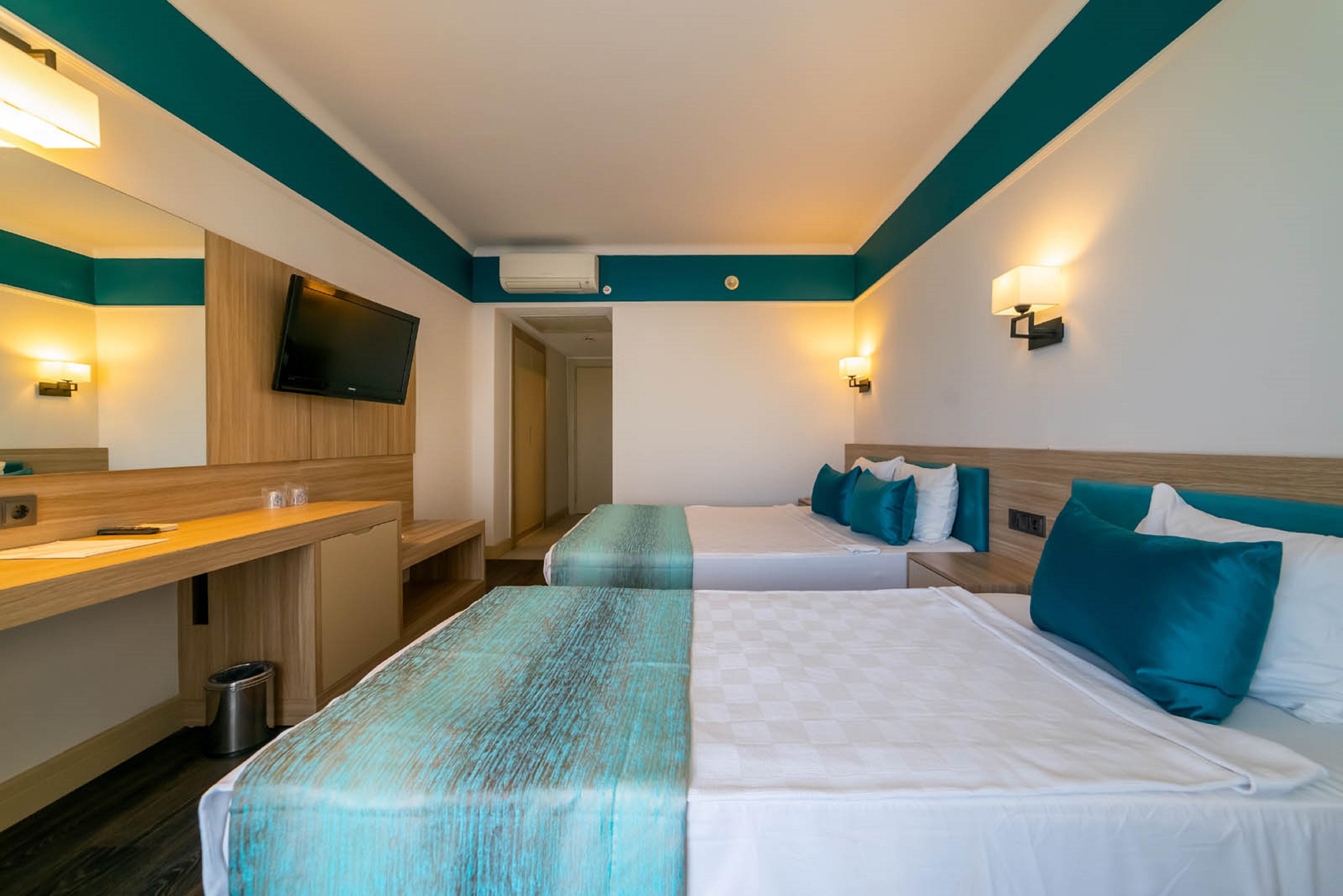 Курортний комплекс Amara Family 5*